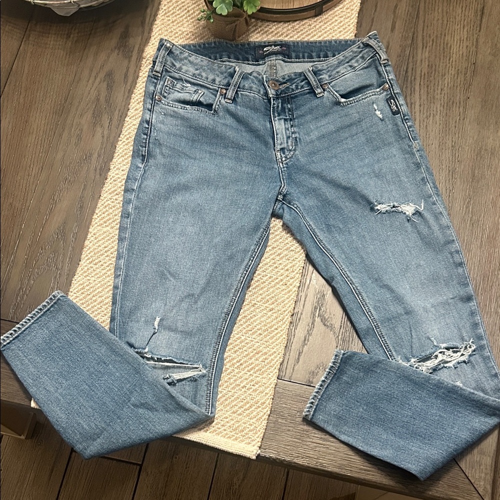 SILVER Elyse Super Skinny JEANS Light Blue Distressed Size 29